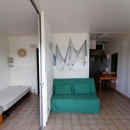 40M With Terrace In A Residence With Pool Le Grau-du-Roi Esterno foto