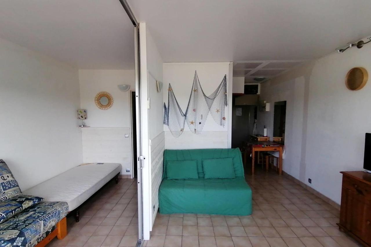 40M With Terrace In A Residence With Pool Le Grau-du-Roi Esterno foto